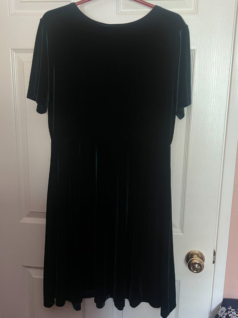 Hillard & Hanson Dark Green Velvet Dress - Picture 2 of 5